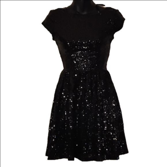 B Darlin Dresses & Skirts - B darlin size 3/4 black sequin Y2K dress .Super sparkly for the holidays.